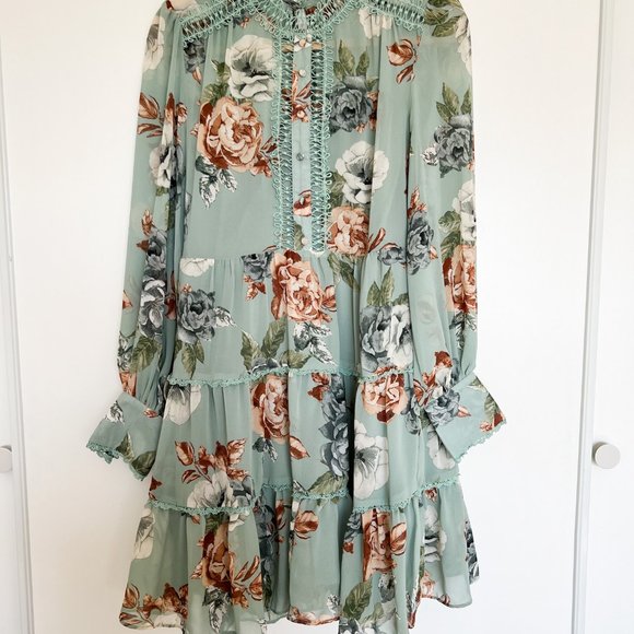 Chicwish Mint Green Floral Dress, size M - Picture 2 of 4